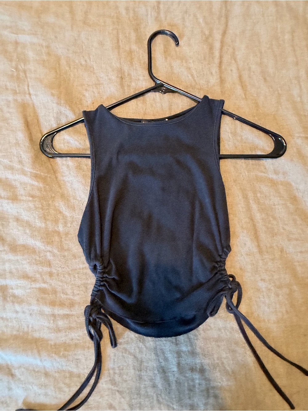 Women's Black Ruched Side Tank Top - Sleek Sleeveless Tank